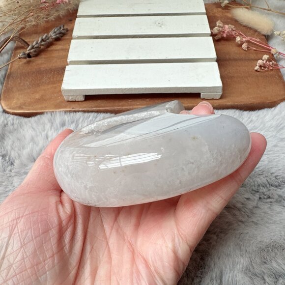 Gorgeous Agate with Druzy Moon Carving - Picture 5 of 7